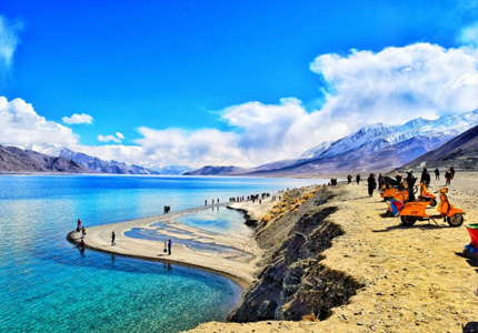 Leh Taxi Service