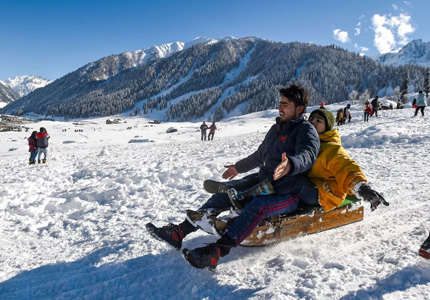 Srinagar, Vaishno Devi Darshan Tour